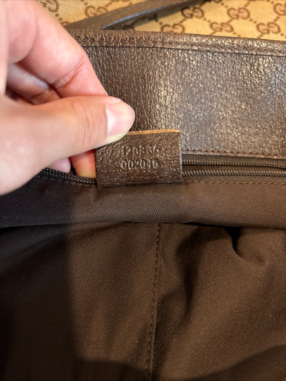 Gucci Beige/Brown GG Supreme Canvas Tote with Leather Straps - Picture 10 of 16